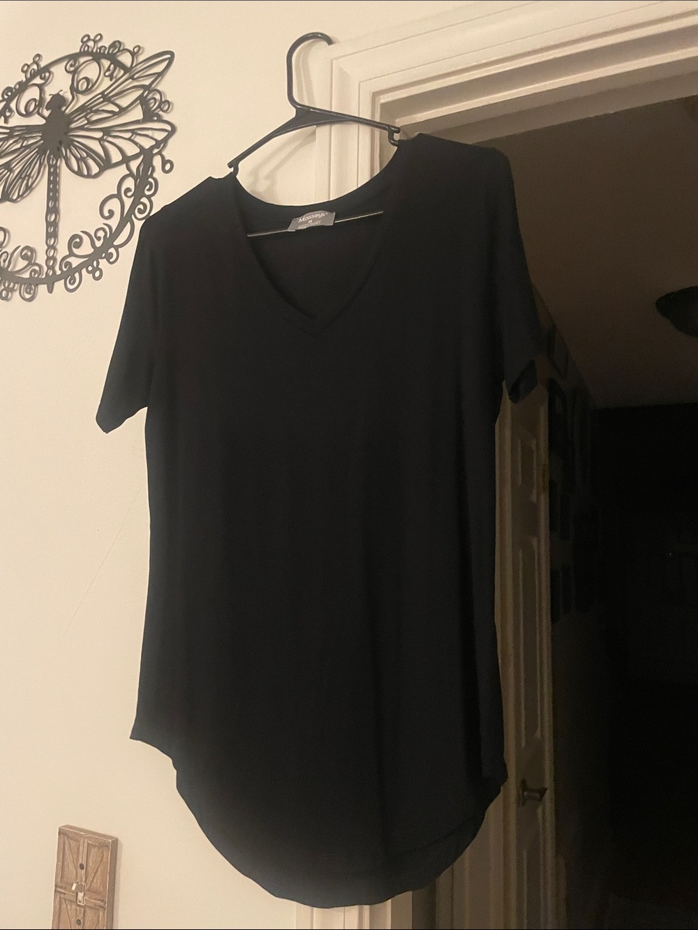 Women's Black V-Neck Short Sleeve Tee